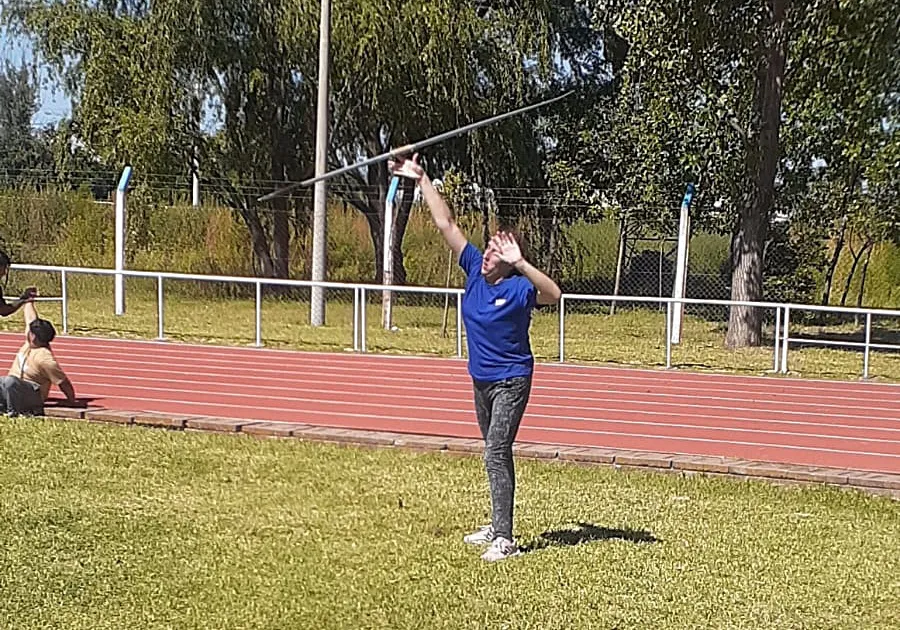 f6b2f208-fcdd-448c-ad23-fec9ed113638