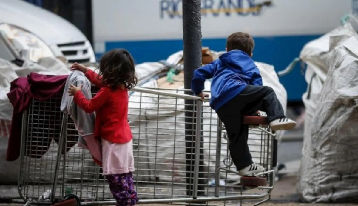 8889bad6-29fa-43fa-b968-82d22daa2515