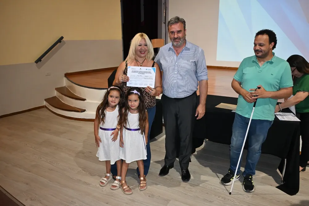 d4feba28-a682-48d1-84bb-3eb217c514f5