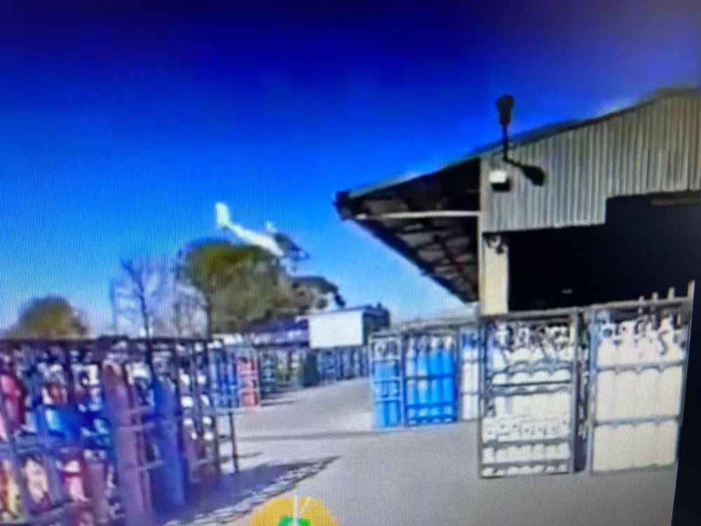 a74b997e-20d1-44b3-ade2-07b8184e83e0