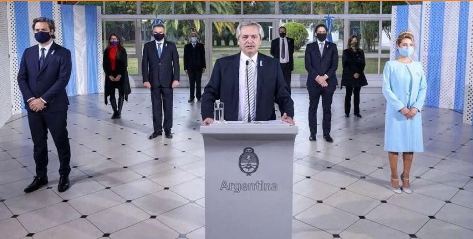 Fernandez dia de la bandera