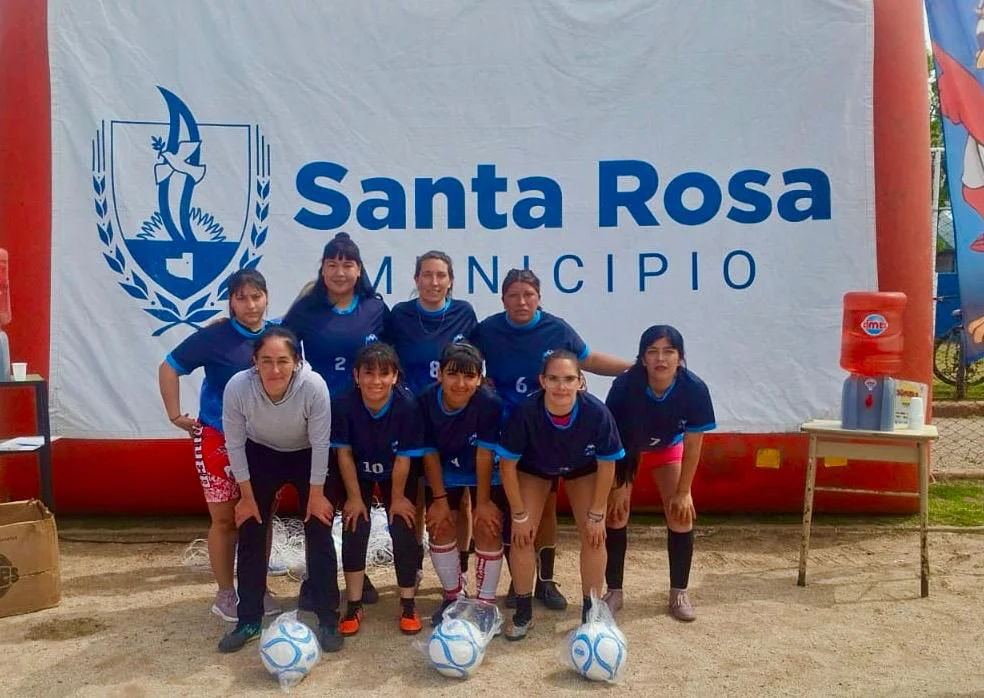 FUTBOL FEMENINO SANTA ROSA 3