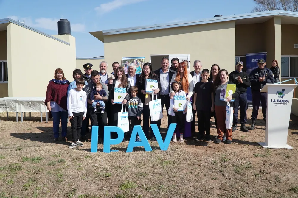 820327_whatsapp-image-2024-08-29-at-13.45.34--1-