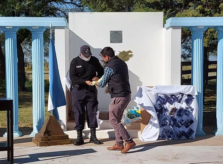 4983686b-ee4e-424e-8f28-98cf5d0de51b