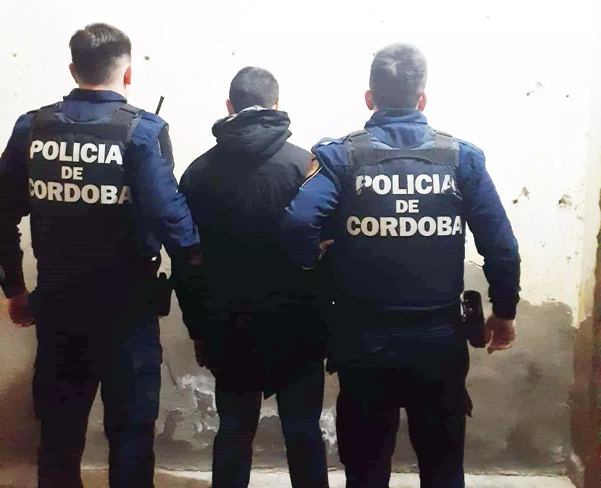 detenido escopetazo