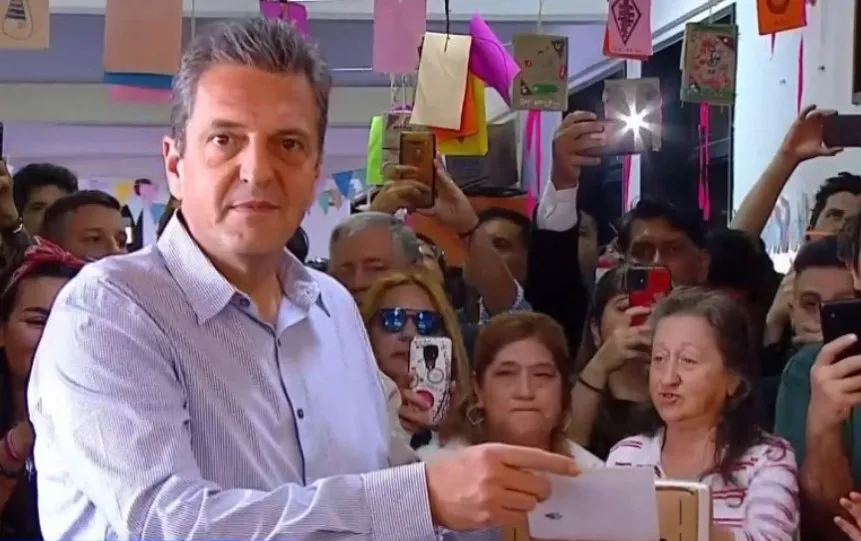 massa votando