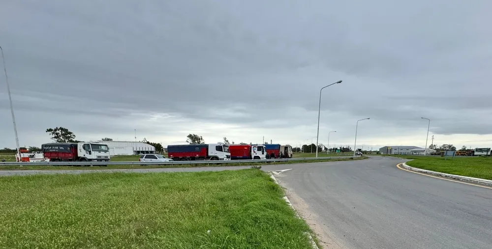 camiones rotonda 35 y 188 abril 2026 4