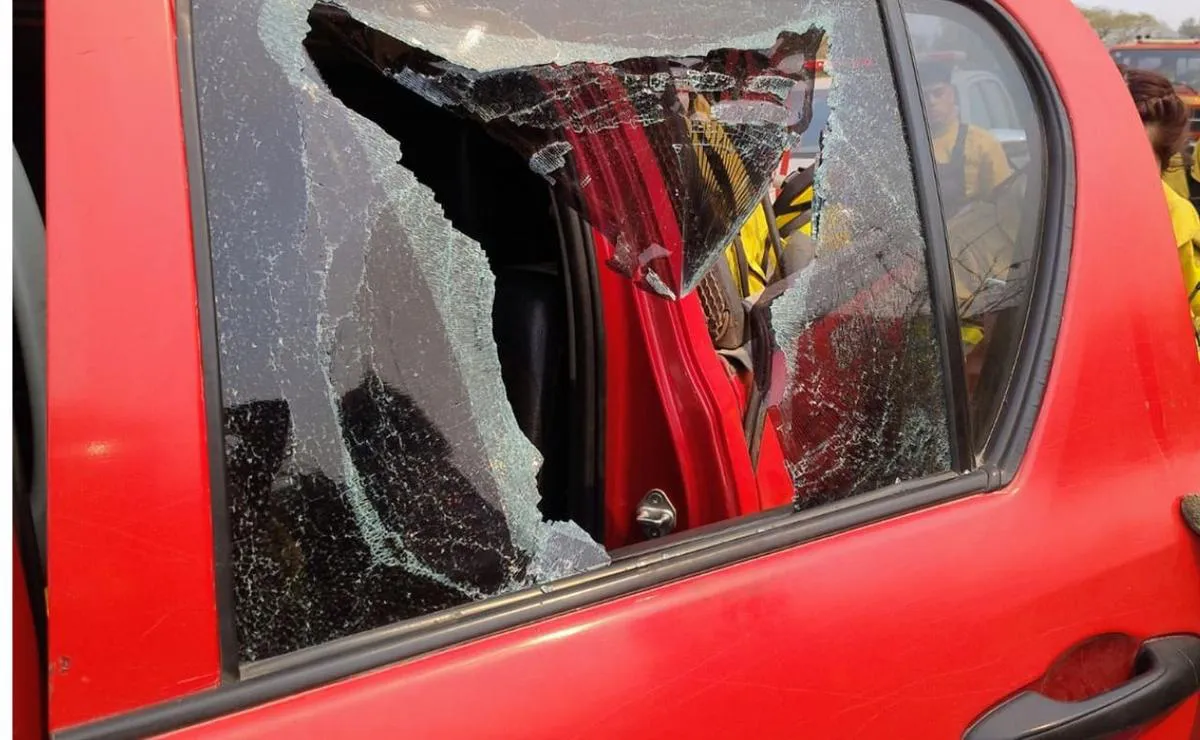movil bomberos roto