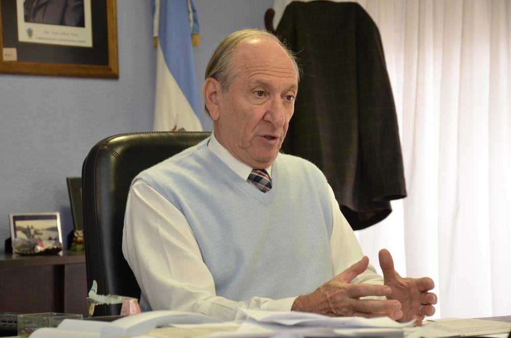 ministro de salud mario kohan