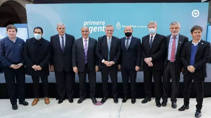 Alberto con gobernadores