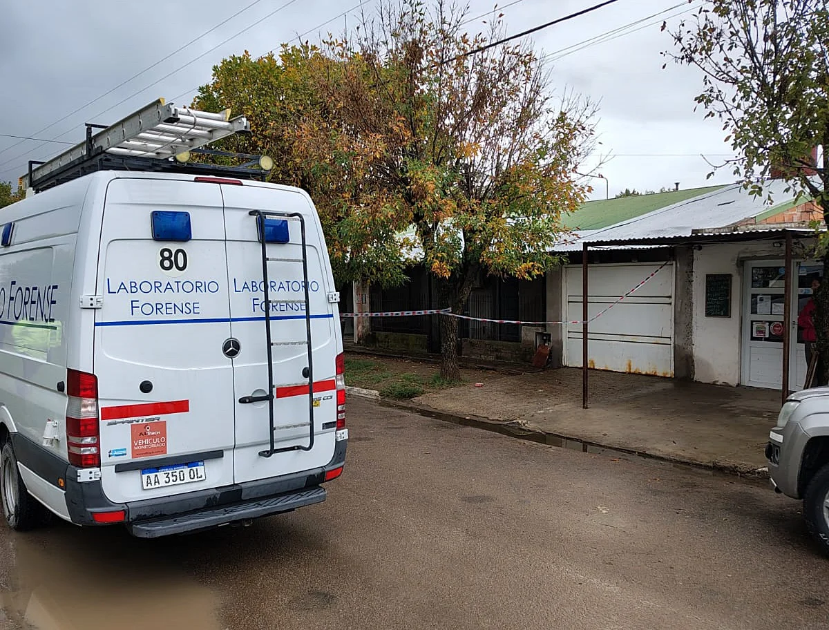 CASTEX MUJER MUERTA 2