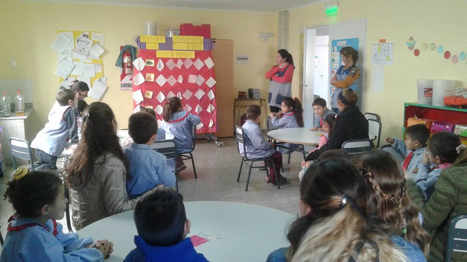 33308729_1923047911040205_8117139206167330816_n