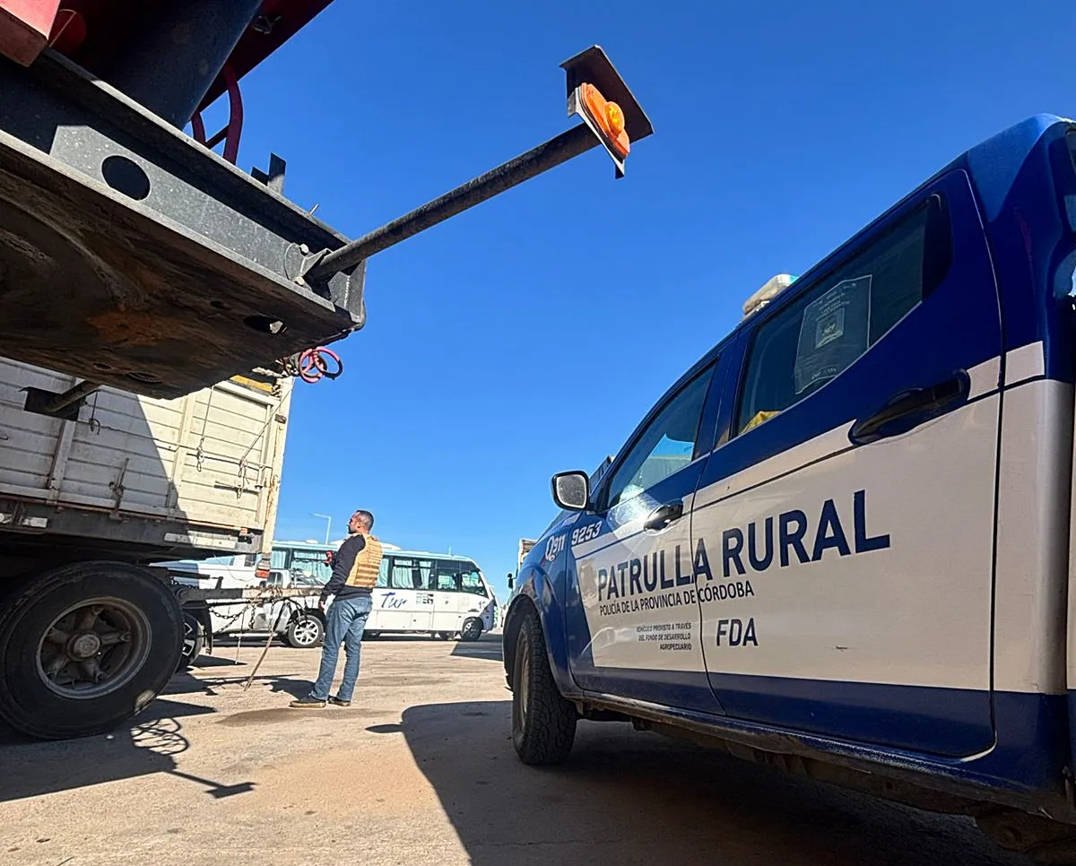 ACOPLADO SUSTRAIDO LA PAMPA 1