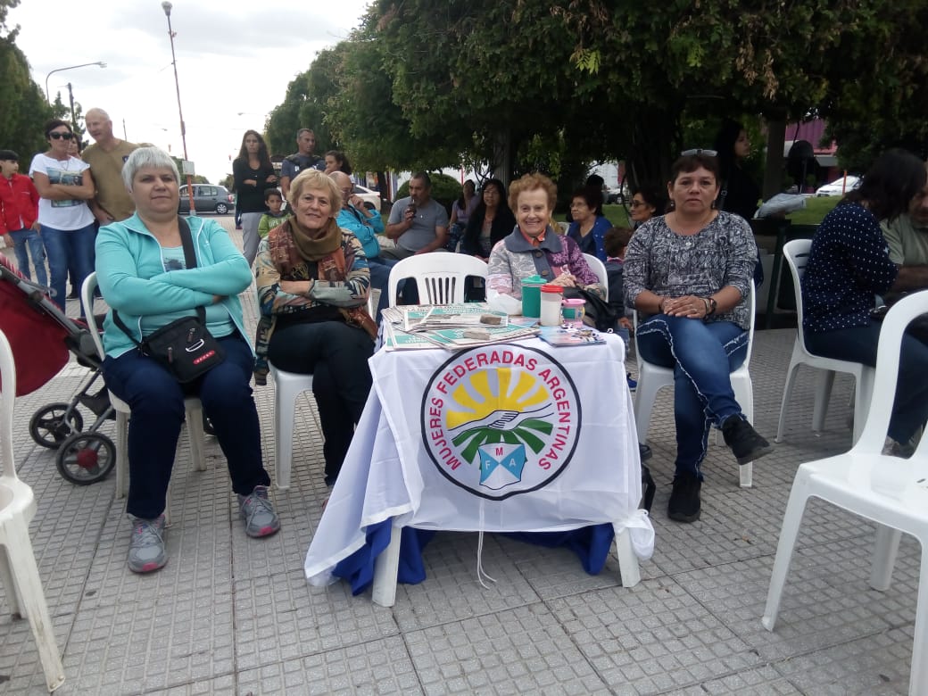 CDC. MUJ.FEDERADAS Y PADLE 052