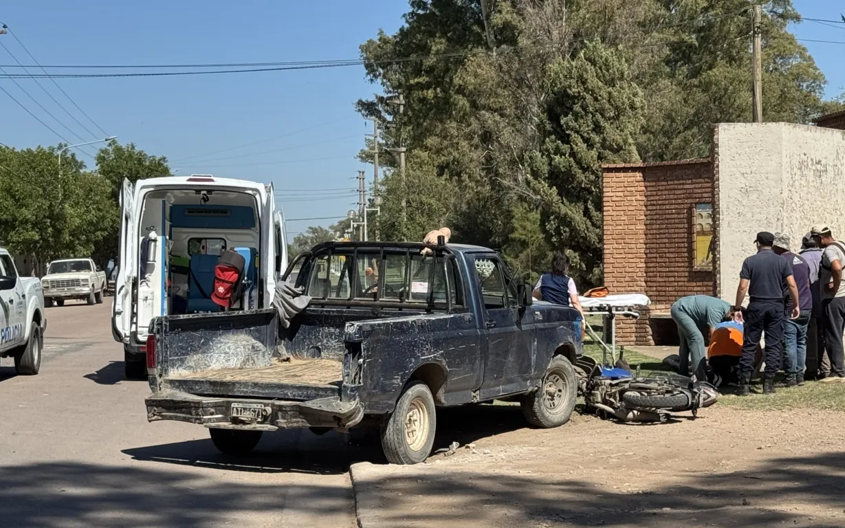 CHOQUE CAMIONETA MUNICIPAL 1 FILE