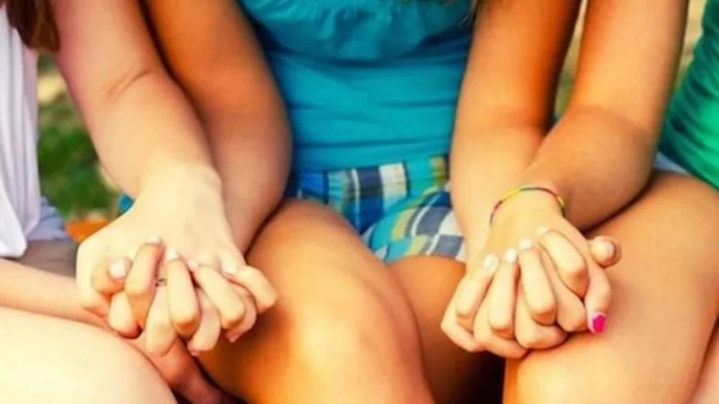 manoshermanas-505inssjk5h0