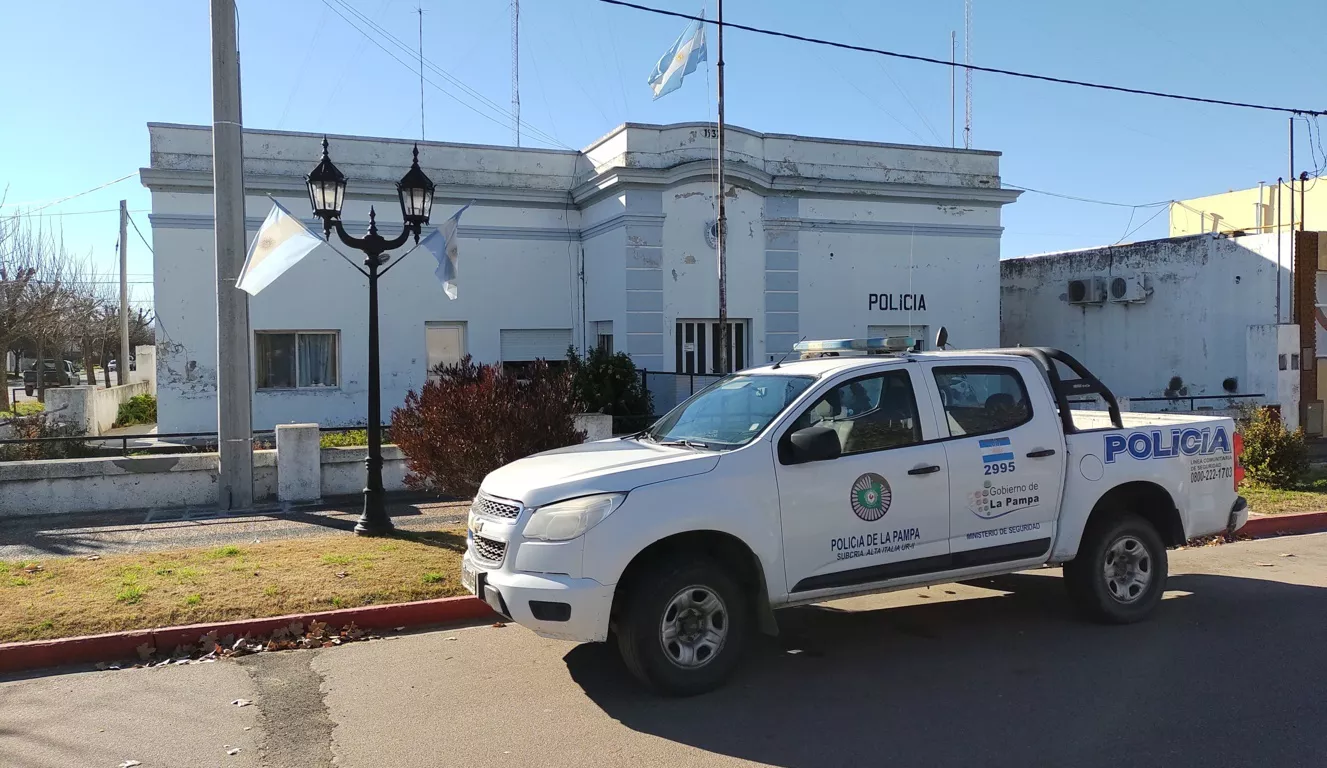 comisaría policia alta italia