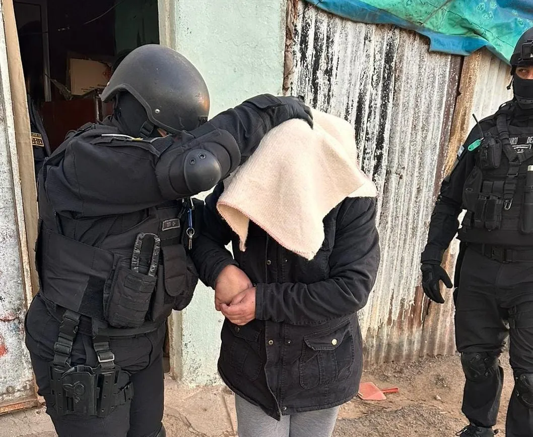 445b6421-9acb-4de3-937d-04fb13c638b1