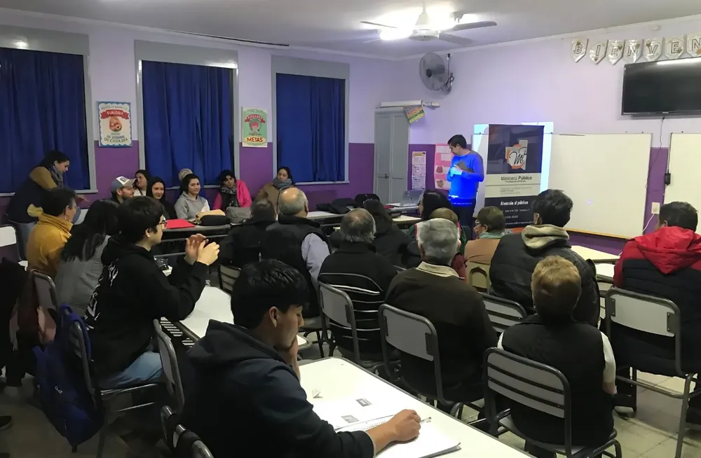 CHARLA INFORMATIVA ESTAFAS 1