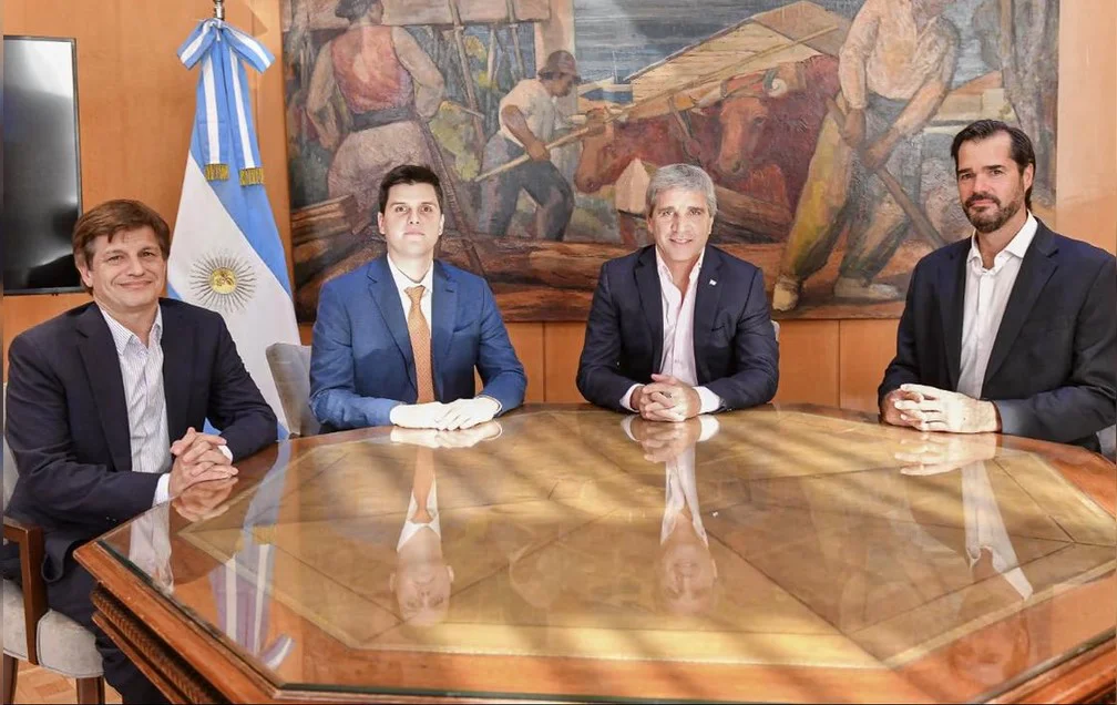 REACTOR NUCLEAR ARGENTINO