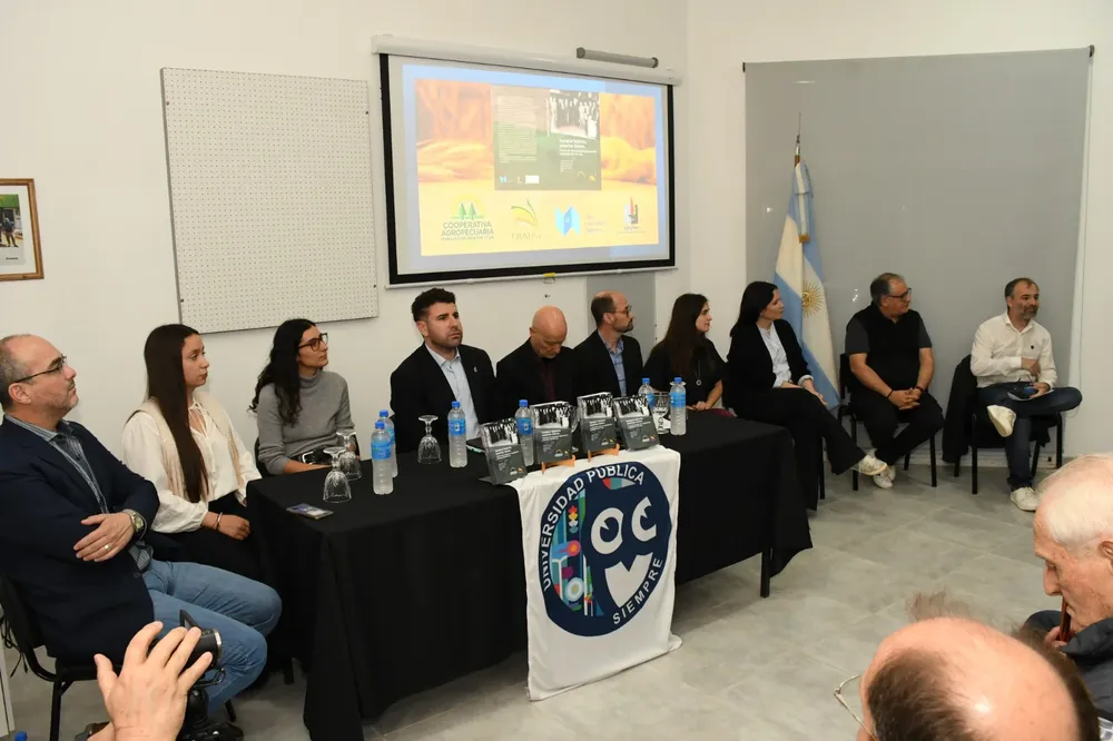 libro cooperativa agropecuaria martini 1