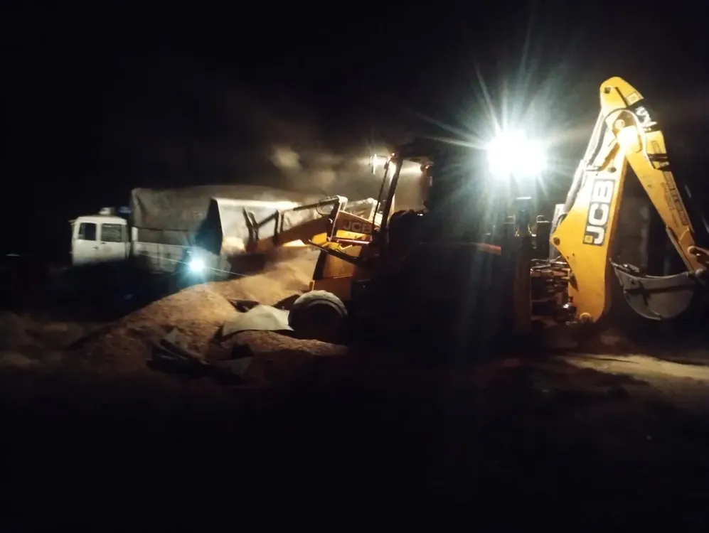 8b59bd5d-f608-409b-aef8-3691b332cc1f