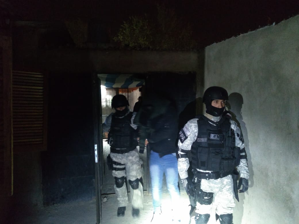 1c747c25-202f-470b-83b2-2ad1b2307a73