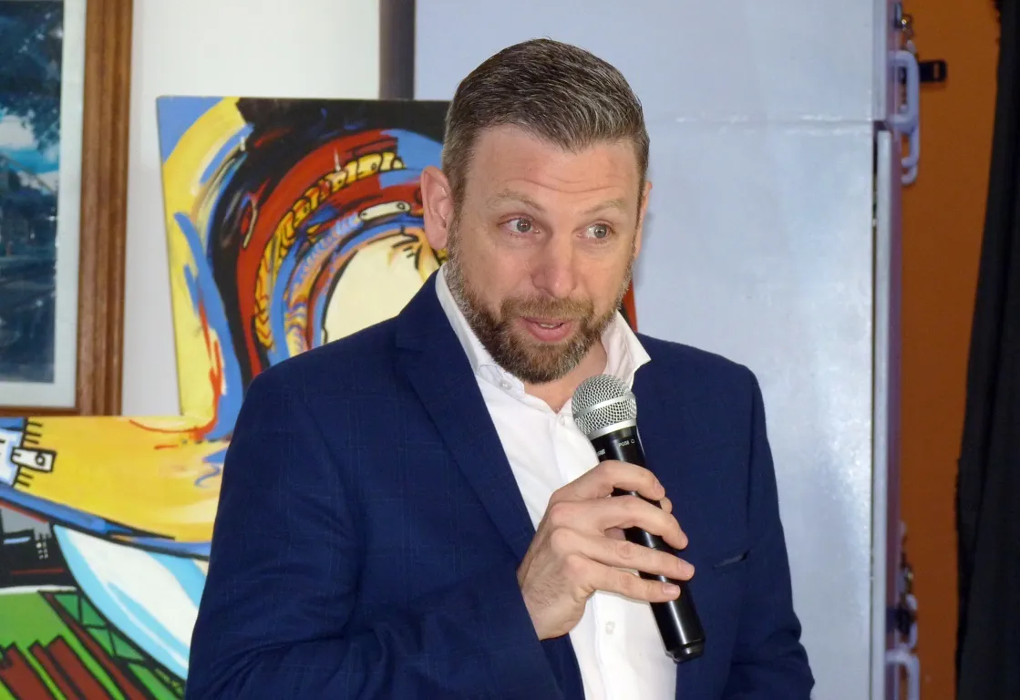 led realicó 10 (FILEminimizer)