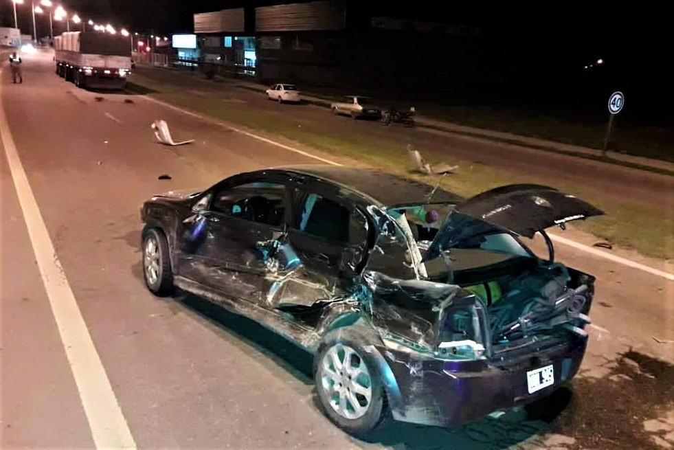 choque auto con camion villa huidobro 1