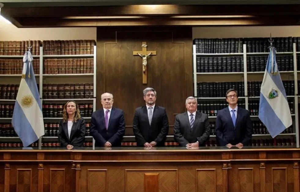 jueces superior tribunal