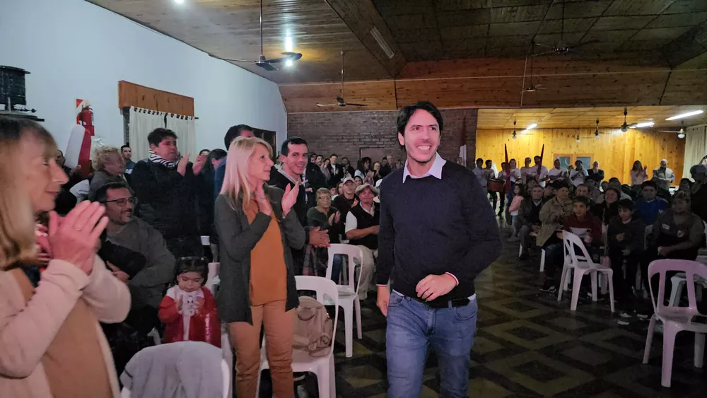 aa a Larroude lanzamiento Bora 2