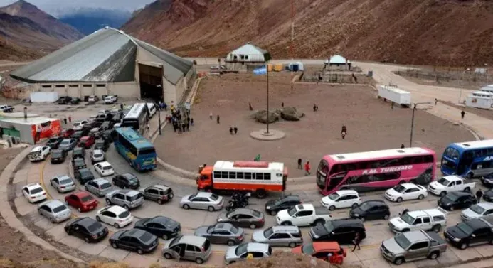 CRUCE A CHILE 1