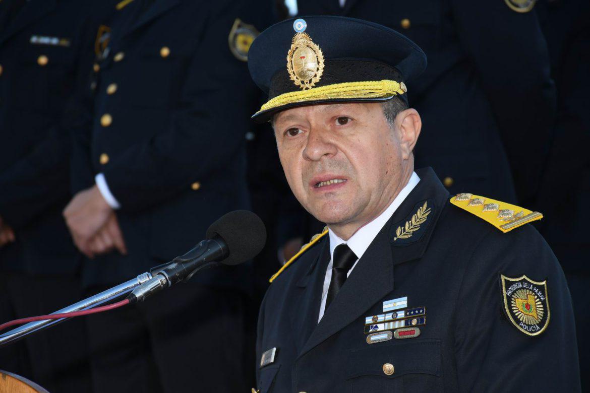 ayalarobertodiapolicia2019-2-1170x780