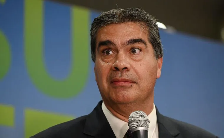 capitanich ojos