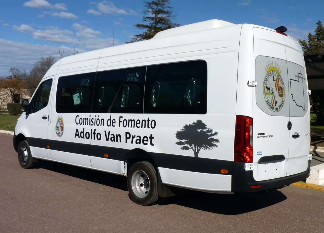 minibus van praet 2 FILE