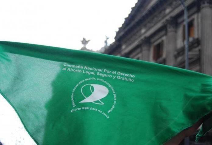 PAÑUELO VERDE
