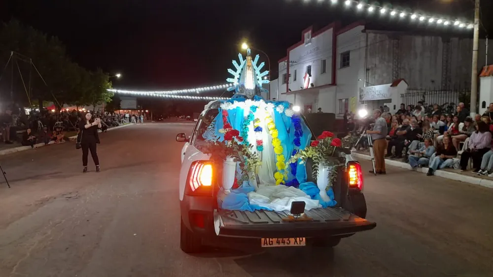 7c2ec5d0-c268-48e3-beca-0177879e1891