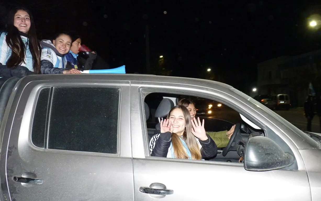 caravana argentina campeon 23 (FILEminimizer)