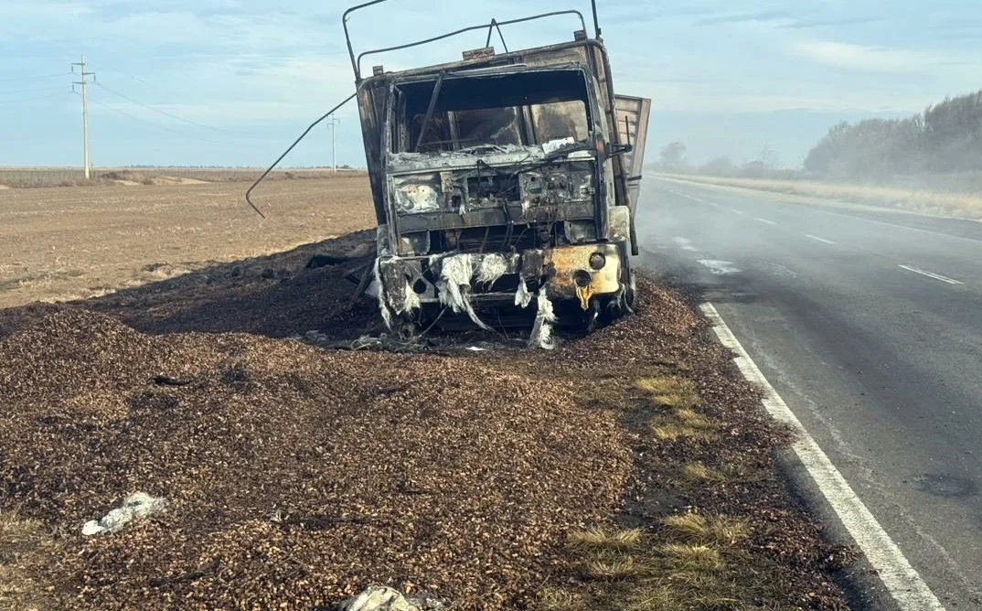 camion quemado 3