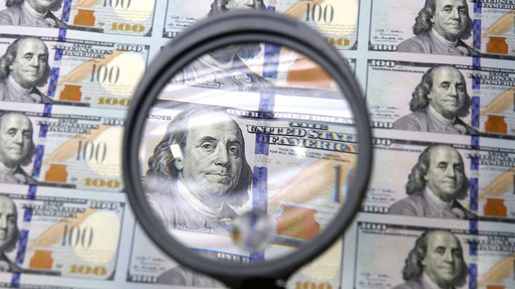DOLAR