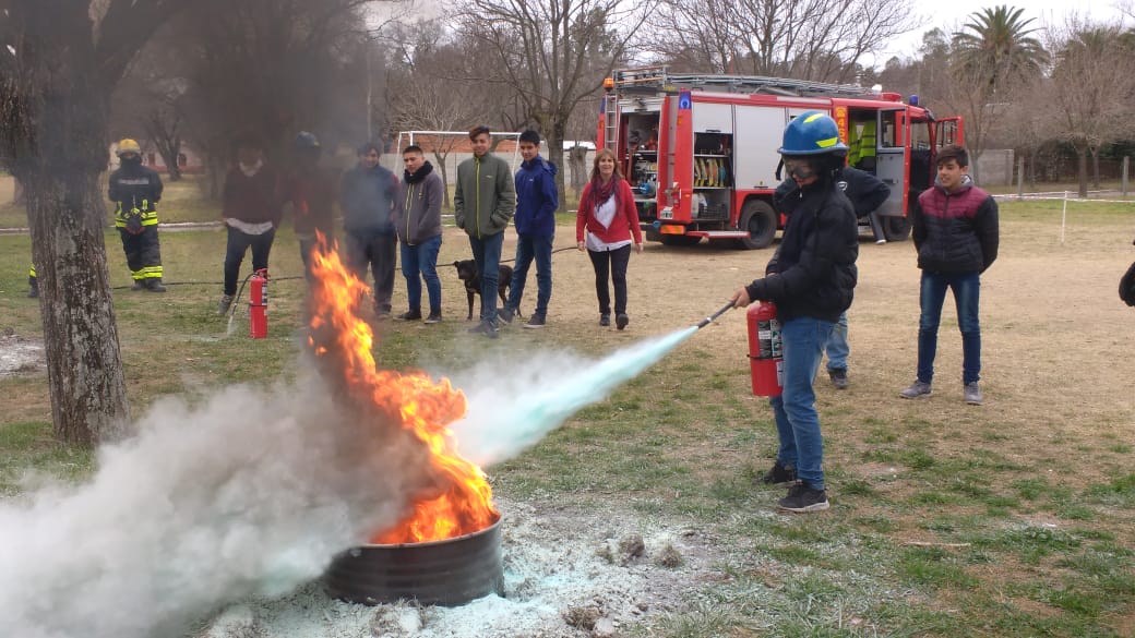 cb42065f-0593-49d7-b856-5ff83b70509b