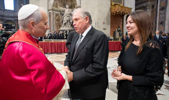Papa Leon con Werthein y Pettovello