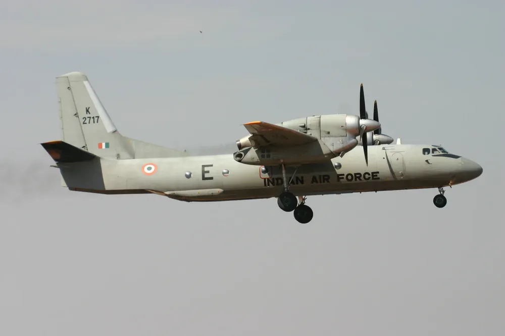 K2717_Antonov_An.32_Indian_Air_Force_(8414615752)