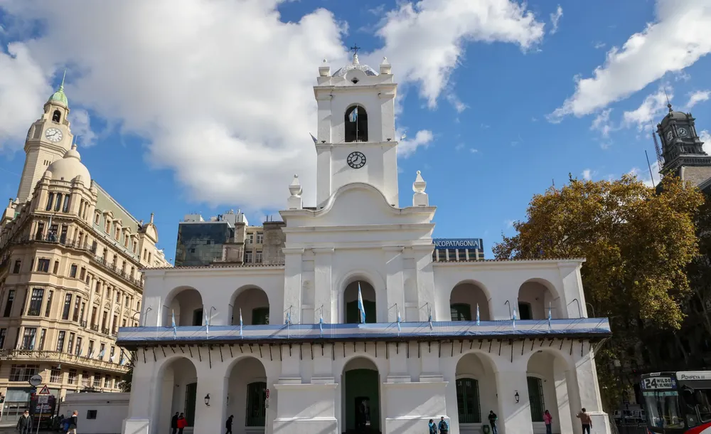 cabildo-cropped