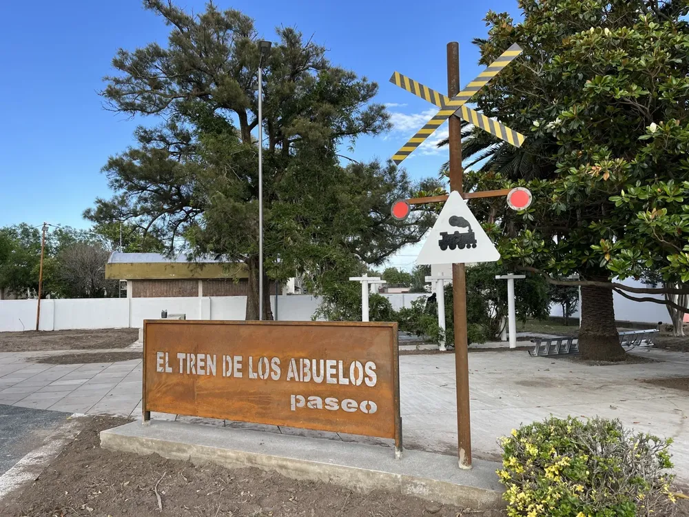 plaza abuelos 1 (FILEminimizer)