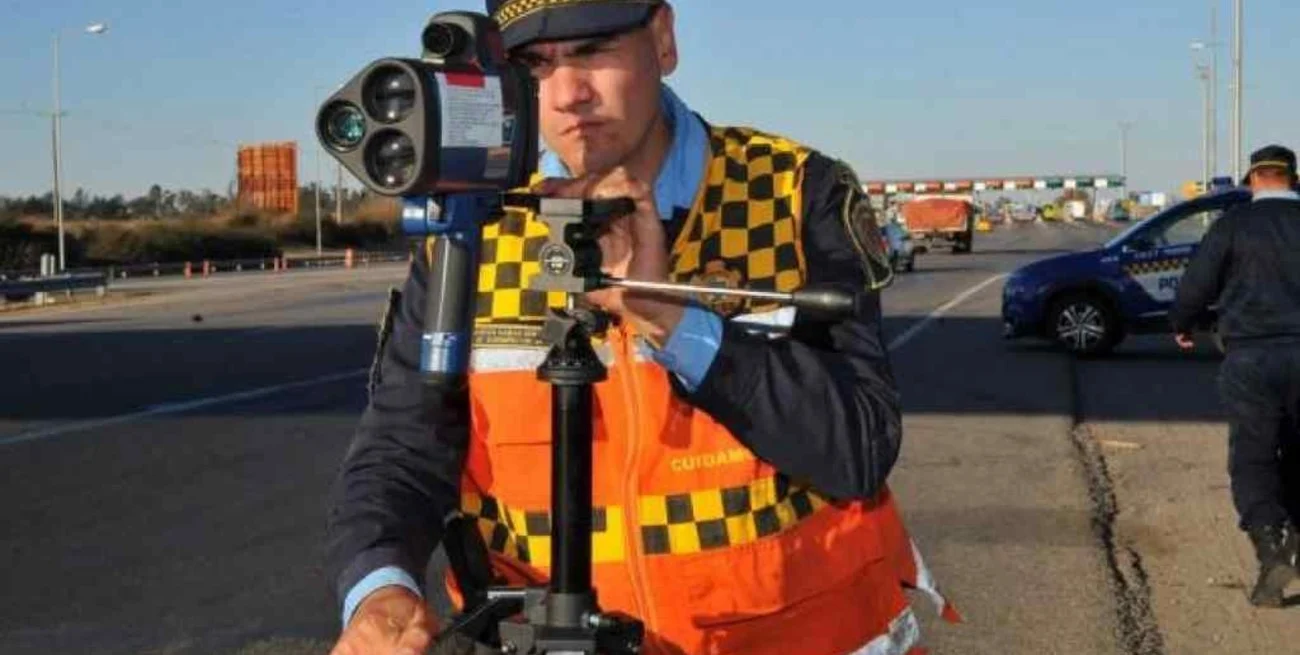 POLICIA CAMINERA VELOCIDAD
