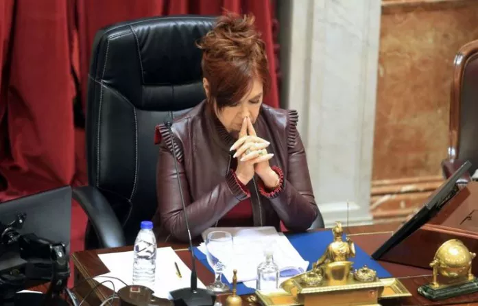 Cristina manos