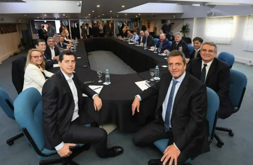 massa con gobernadores