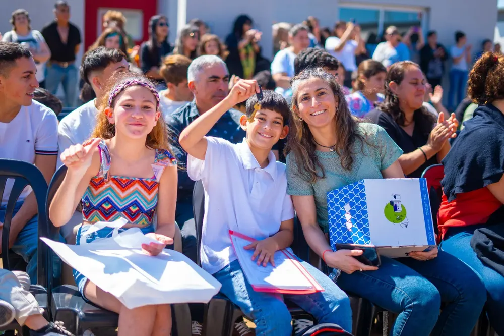 2cf9a88b-195a-431d-9d69-45c860122695