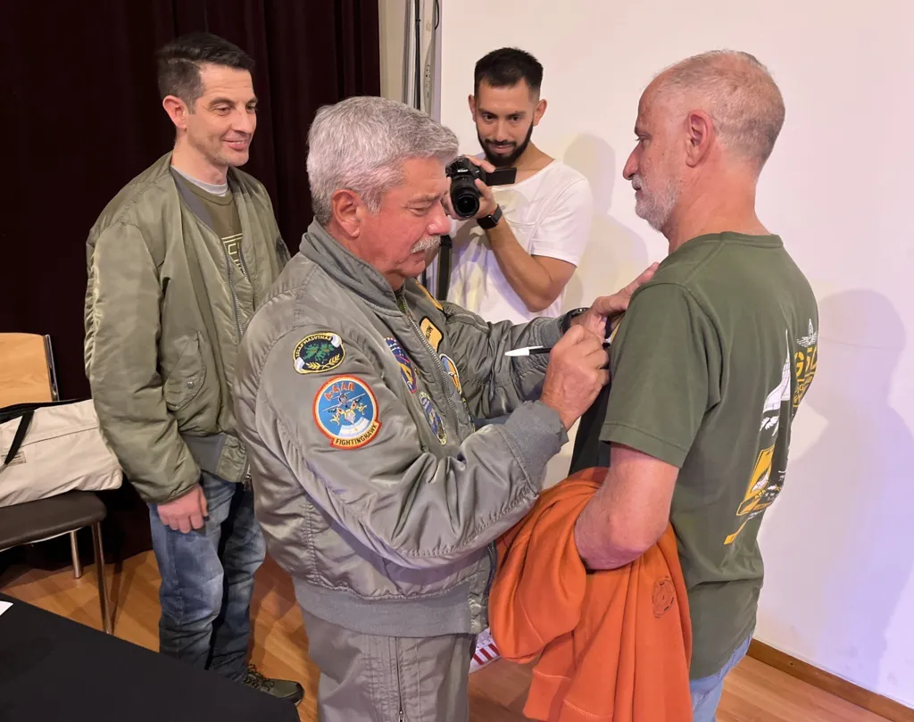 pipi sanchez 18 (FILEminimizer)